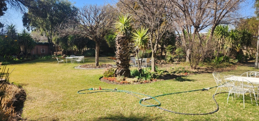 5 Bedroom Property for Sale in Heilbron Free State